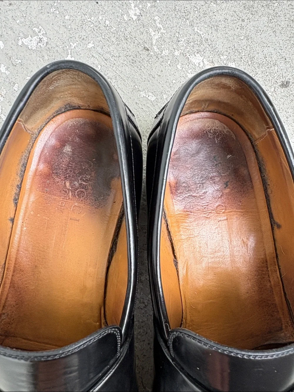 Gucci Double GG leather slippers